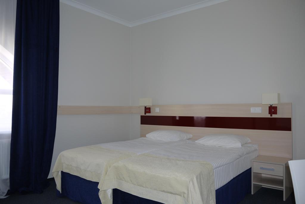 Hotel Optima Pochayiv Počajiv Exteriér fotografie